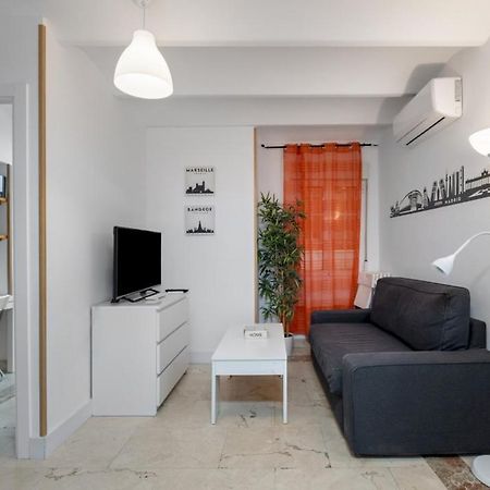 2 Bedroom 1 Bathroom Furnished - Sol - Cozy Vintage - Mintystay Madrid Exterior foto